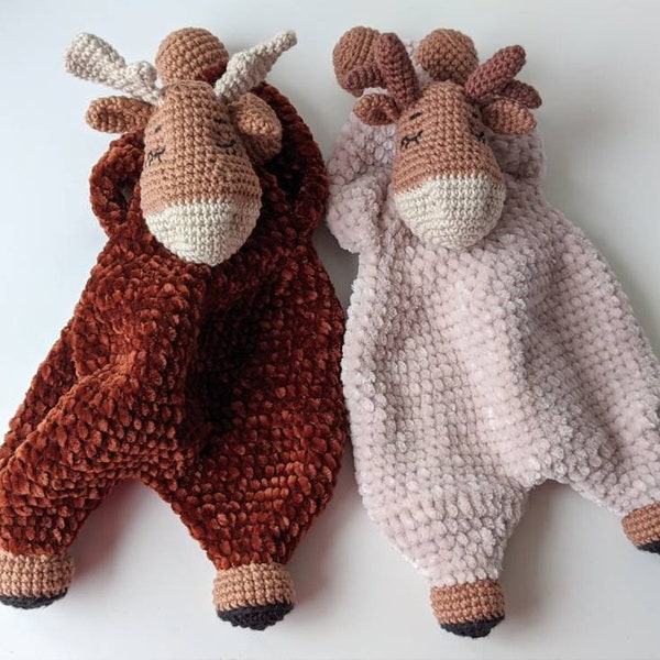 PATTERN ONLY, *SLEEPY* Moose and Reindeer Comforter, reindeer lovely, crochet pattern, amigurumi comfroter pattern, amigurumi moose pattern