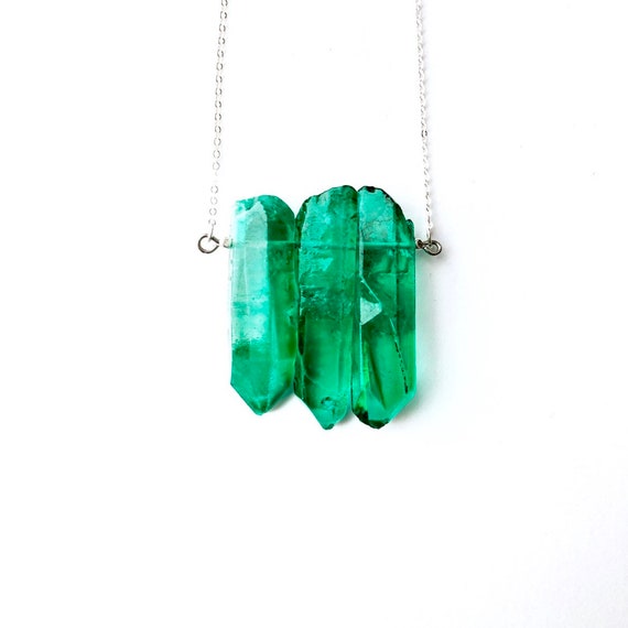MINT GREEN QUARTZ Choker: Gem Point Necklace Gold Necklace Point Quartz Necklace Gemstone Necklace,Green Quartz Necklace,Quartz Jewelry