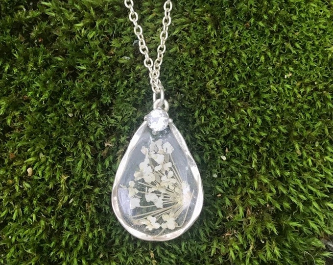 Natural Queen Ann's Lace white flower , set in handcrafted Sterling silver with Genuine white Topaz accent , dainty pendant necklace