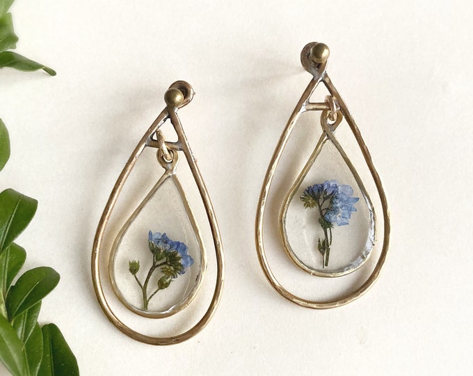 Natural  “Forget Me Not “ blue wildflowers dangle drop terrarium flower earrings . Real flowers Pressed and dried preserved in resin