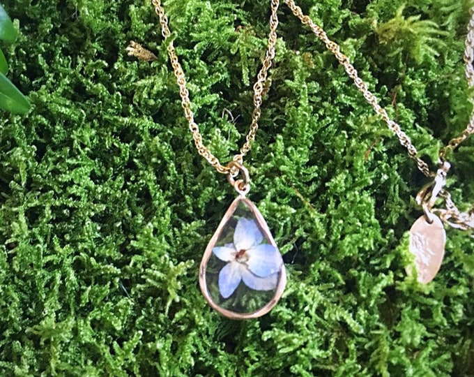 Natural blue purple dried Hydrangea flowers set in Ice Resin and handcrafted 14k gold fill drop pendant necklace