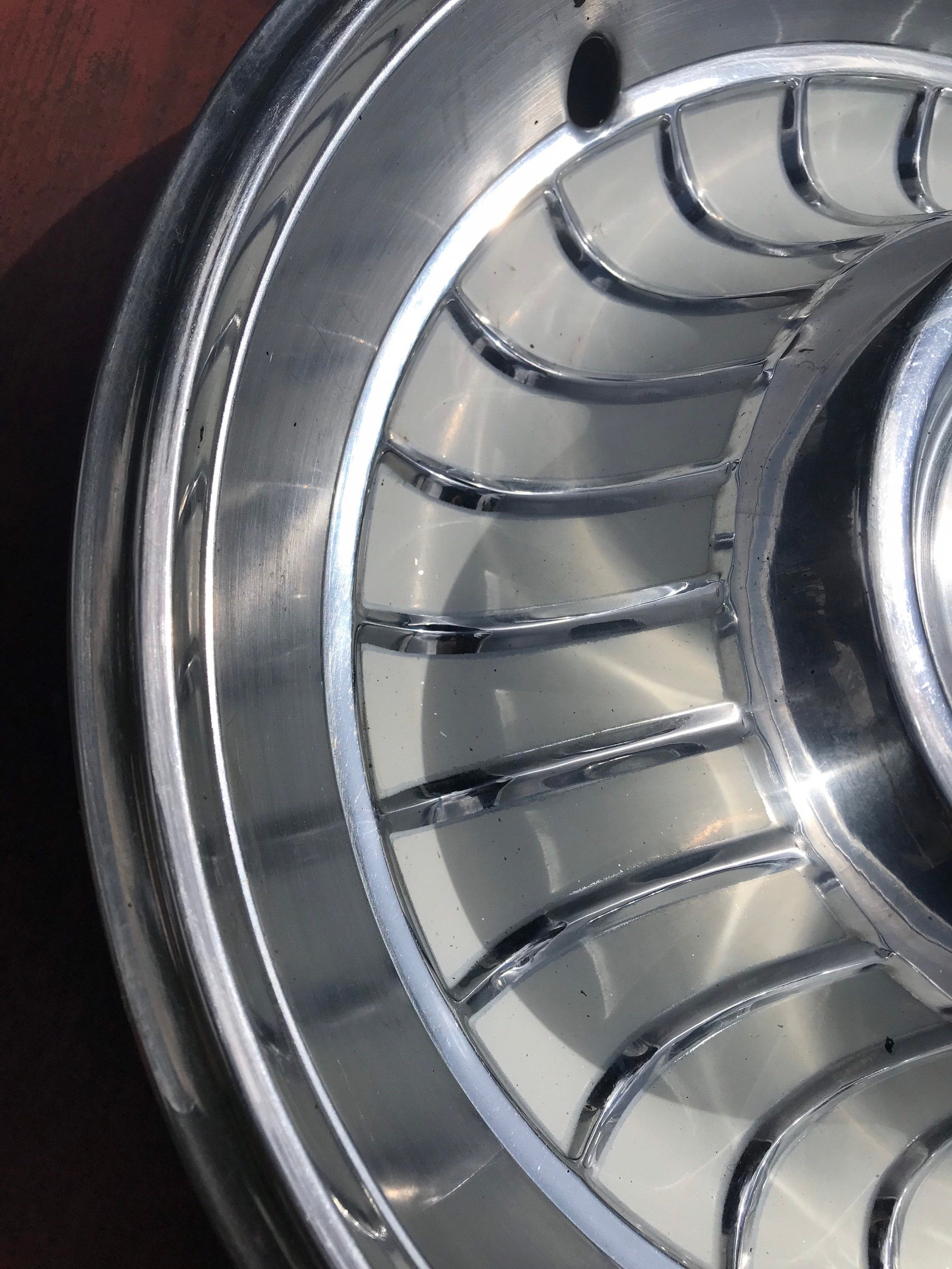1962 cadillac hubcaps deals