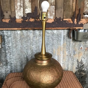 Original Vintage 1950’s Mid Century Modern India Hand Molded Brass Lamp.