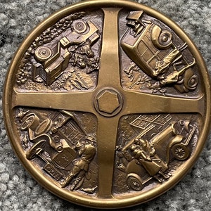 Bronze Medallic Art Calendar Medal - 1983 " The Early American Automobile “.