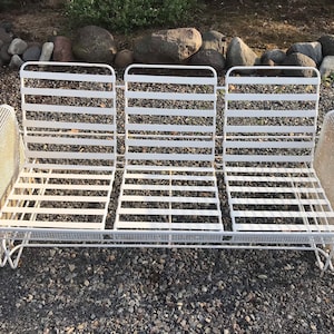 Original 1950’s Russell Woodard Mid Century Modern Patio Glider Sofa.