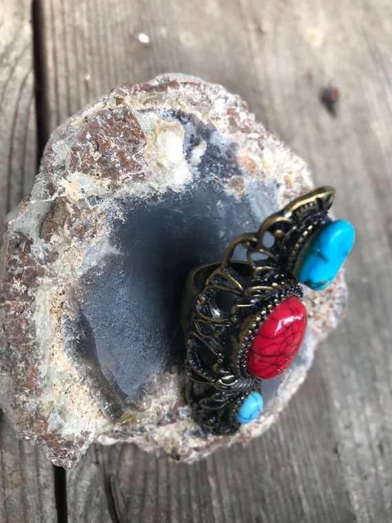 Nice Vintage Ring With Various Stones Size 5. - image 10