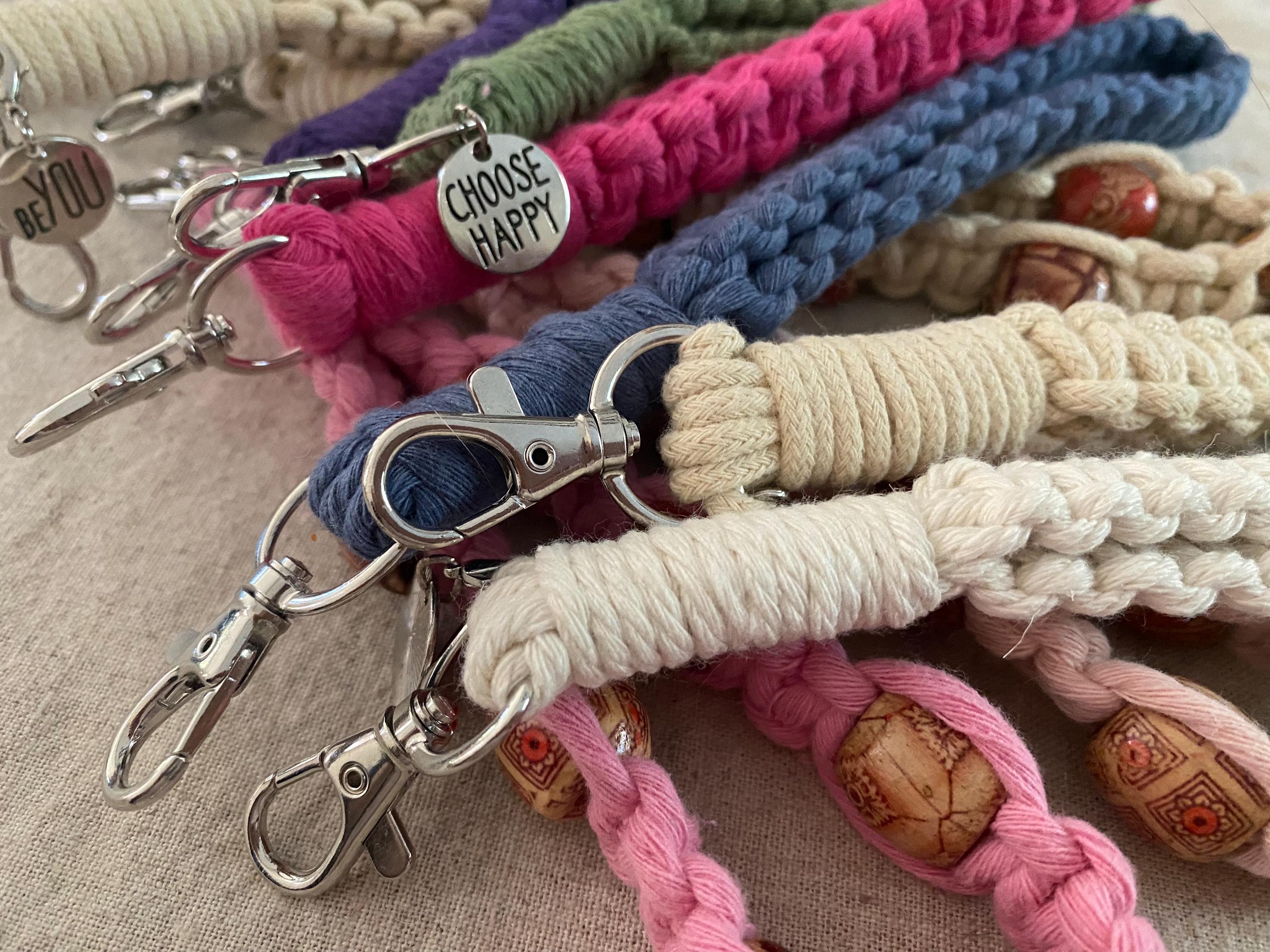 320/□25/赤瑪瑙 茶壷 蓮葉彫蛙摘み 飾台付 急須 東洋彫刻 中国美術 中国茶器 骨董 古玩 スーパーファミコン ジャングルの王者ターちゃん 世界漫遊大格闘の巻