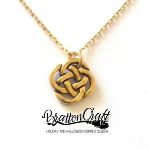 Small Gold Celtic Knot Necklace - Celtic Necklace - Irish Necklace - Scottish Necklace - Gold Celtic Knot Jewelry