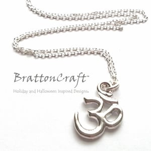 Silver Om Necklace 5/8 inch Ohm - Aum Necklace - Yoga Necklace - Spiritual Necklace - Mantra Necklace - Serenity Necklace