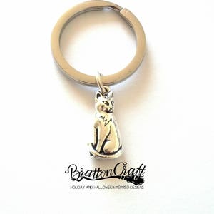 Silver Cat Keychain - Silver Sitting Cat Keychain - Cat Jewelry - Cat Charm- Key Accessories