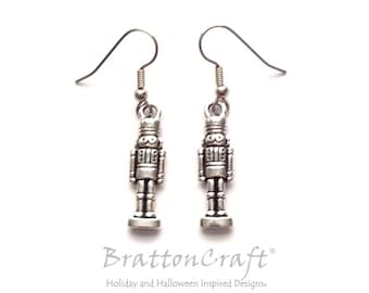 Pendientes Cascanueces de Plata: Joyas Navideñas de Ballet