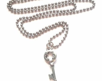 Antike Silber Quatrefoil Schlüssel halskette - Silber Schlüssel halskette - Silber Schlüsselschmuck - Quatrefoil Key Necklace - Stocking Stuffer - Epsteam