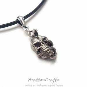 Silber Schlangen Schädel Halskette: Zinn Halloween Schmuck