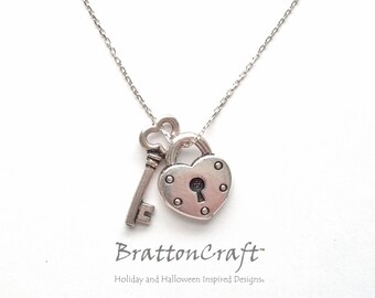 Okinawa Prefecture Chanel Lock And Key Necklace Silver Heart Lock