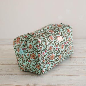 Big Cosmetic Bag, Toiletry Storage, Makeup Bag, Accessories Bag for Women,Organizer Bag,Travel Makeup Bag