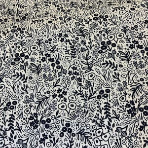 Basics RP500-NA4 Cotton + Steel Basics dainty black floral