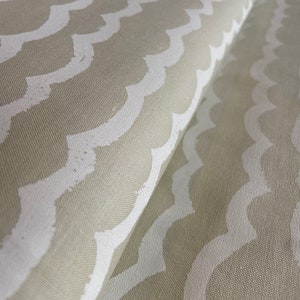 Tecido Waves Sand R1948-003 Kujira & Star para quilting de algodão