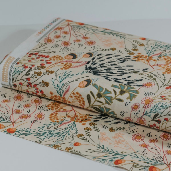 Praderas con estampado floral indie vibrante