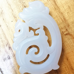 Natural white jade pendant  ancient dragon mascot talisman
