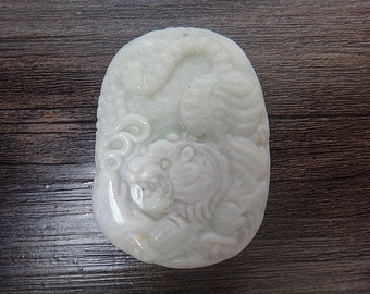 Natural  jade pendant jade tiger lucky charm