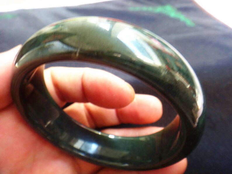 61.8mm natural green jade bracelet