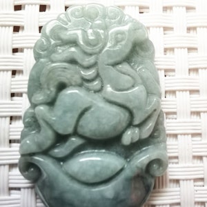 natürliche flache grüne Jade Pferd Anhänger IMG_20210523_171616