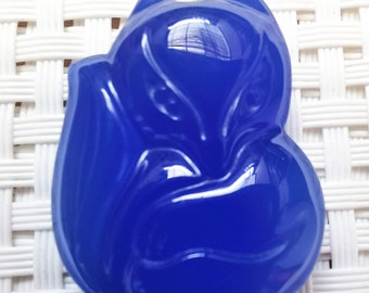 Hand-carved natural blue agate pendant fox