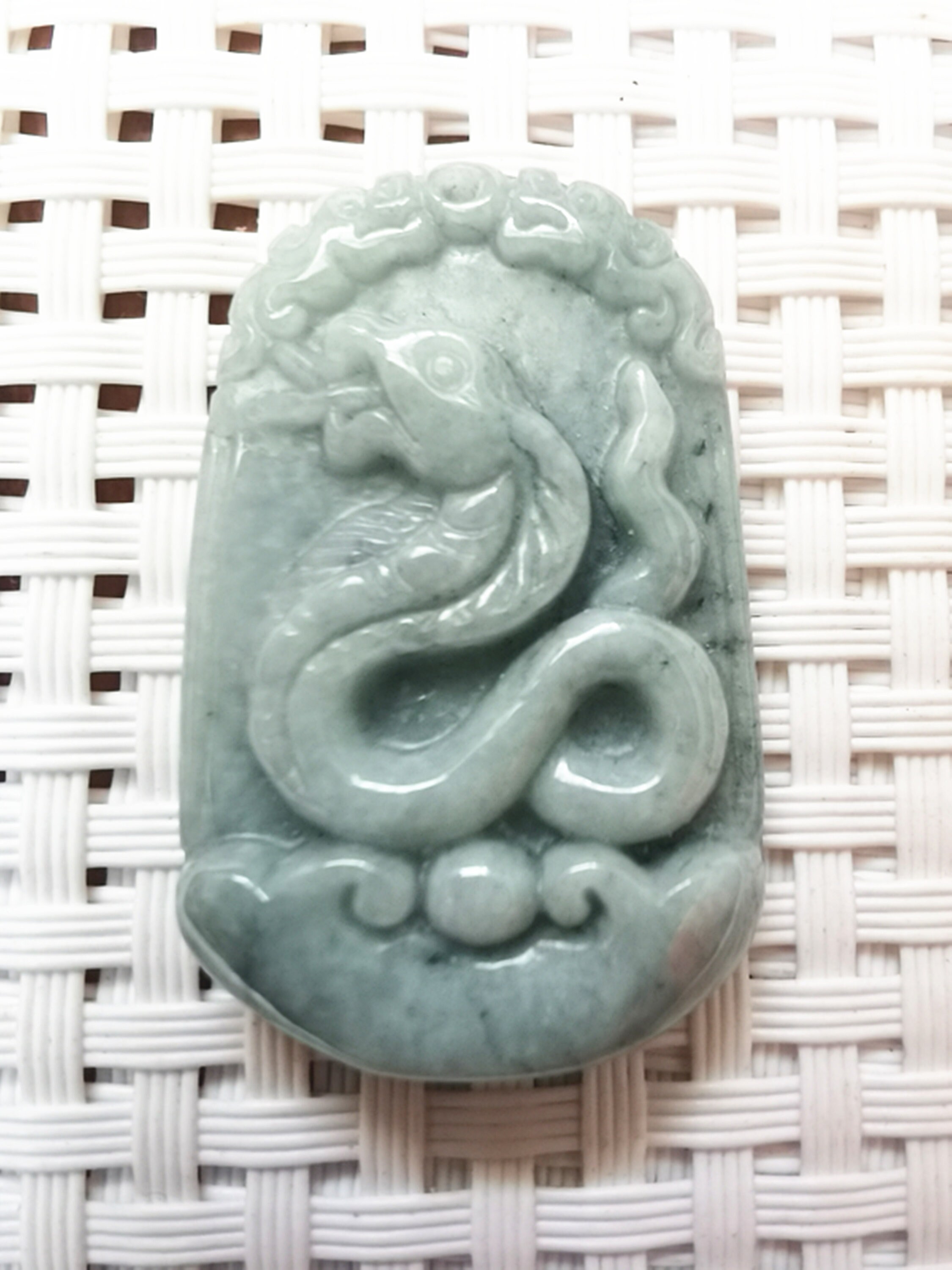 天然グリーン翡翠の蛇ペンダント IMG_20210523_173542 - Etsy 日本