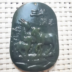 Natural green jade pendant hand-carved sheep mascot   three sheep make happiness