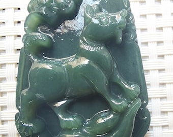 Natural   green jade pendant hand-carved dog mascot  pendants