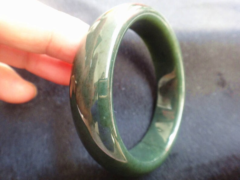 61.8mm natural green jade bracelet