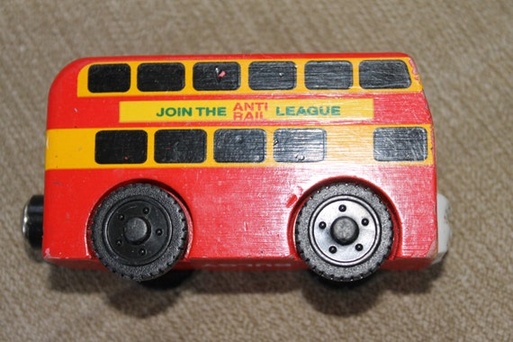 thomas the train bus