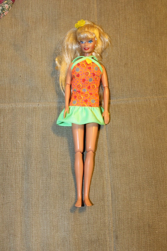 barbie with short blonde hair