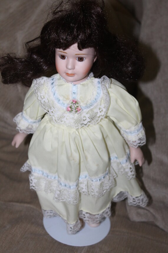 vintage porcelain doll heads