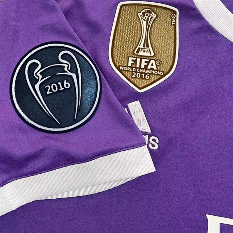Saison 2016-2017 Real Madrid Auswärts-Trikot, Nr. 7 Ronaldo Retro-Trikot, Champs-League-Kurzarm-Fußballtrikot-Set Bild 5