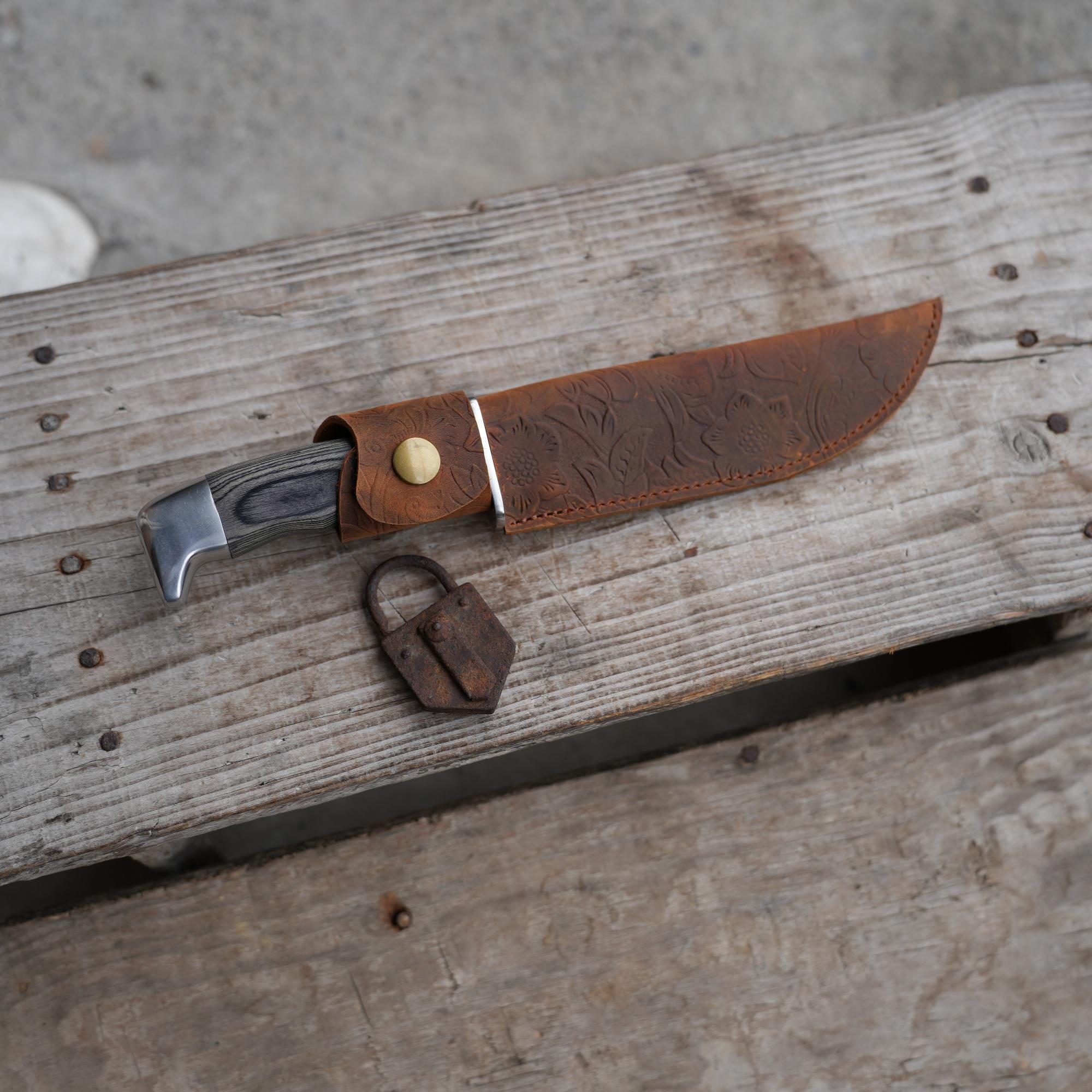 Couteau De Chasse Buck Vanguard 192BO22 – Manche Noyer, Lame 420HC, Neuf Avec Fourreau