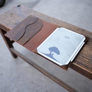 Läderfodral till Kindle Scribe Colorsoft 11 2025, bearbetat läder, e-boksfodral brunt Kindle Scribe 10.2", med premium pennhållare