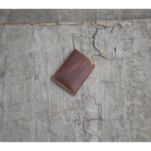 Porta-cartões de couro personalizado, porta-cartões de visita, mini carteira, porta-cartões de couro genuíno fino e envelhecido, capa para cartão de crédito
