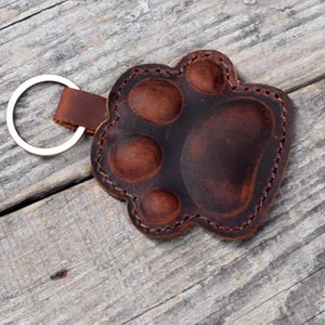 Dog Paw Leather Key Chain Gift Women Men  Key Ring Holder   Leather Belt Keychain , Heavy Duty Clip Key Rings Puppy Doggie Lover  Gifts