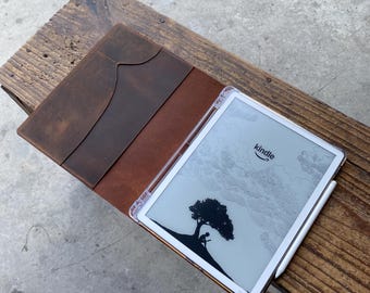 Handcrafted Distressed Leather Kindle Scribe 11" 2025 Colorsoft case Tooled Leather, Ebook cover Kindle Scribe 10.2" with Premium Pen Holder
