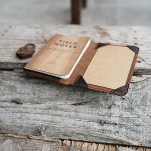 Couverture de cartes de voyage en cuir véritable vieilli pour 3x5 cartes et carnet de notes vintage rechargeable