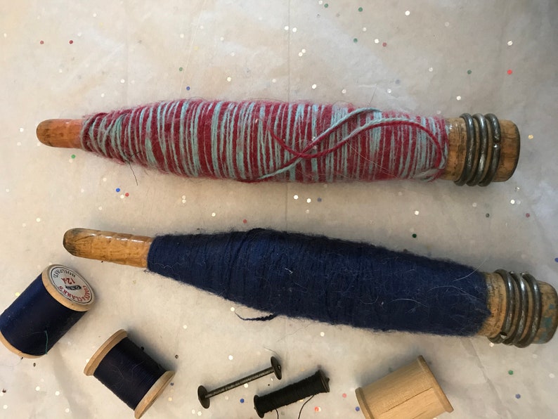 Vintage Two Bobbins Four Spools Two Pin Bobbins
