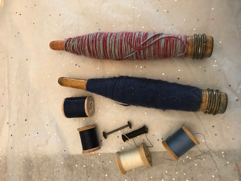 Vintage Two Bobbins Four Spools Two Pin Bobbins