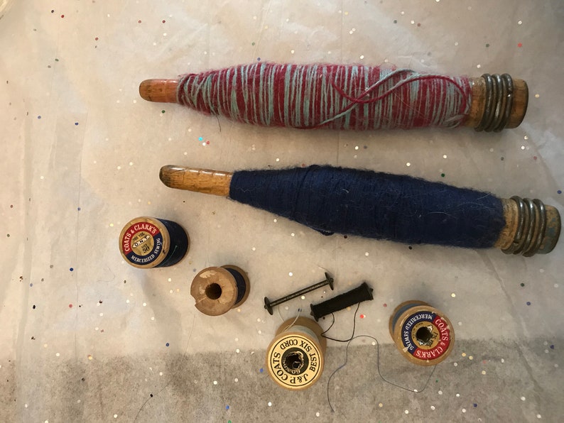 Vintage Two Bobbins Four Spools Two Pin Bobbins