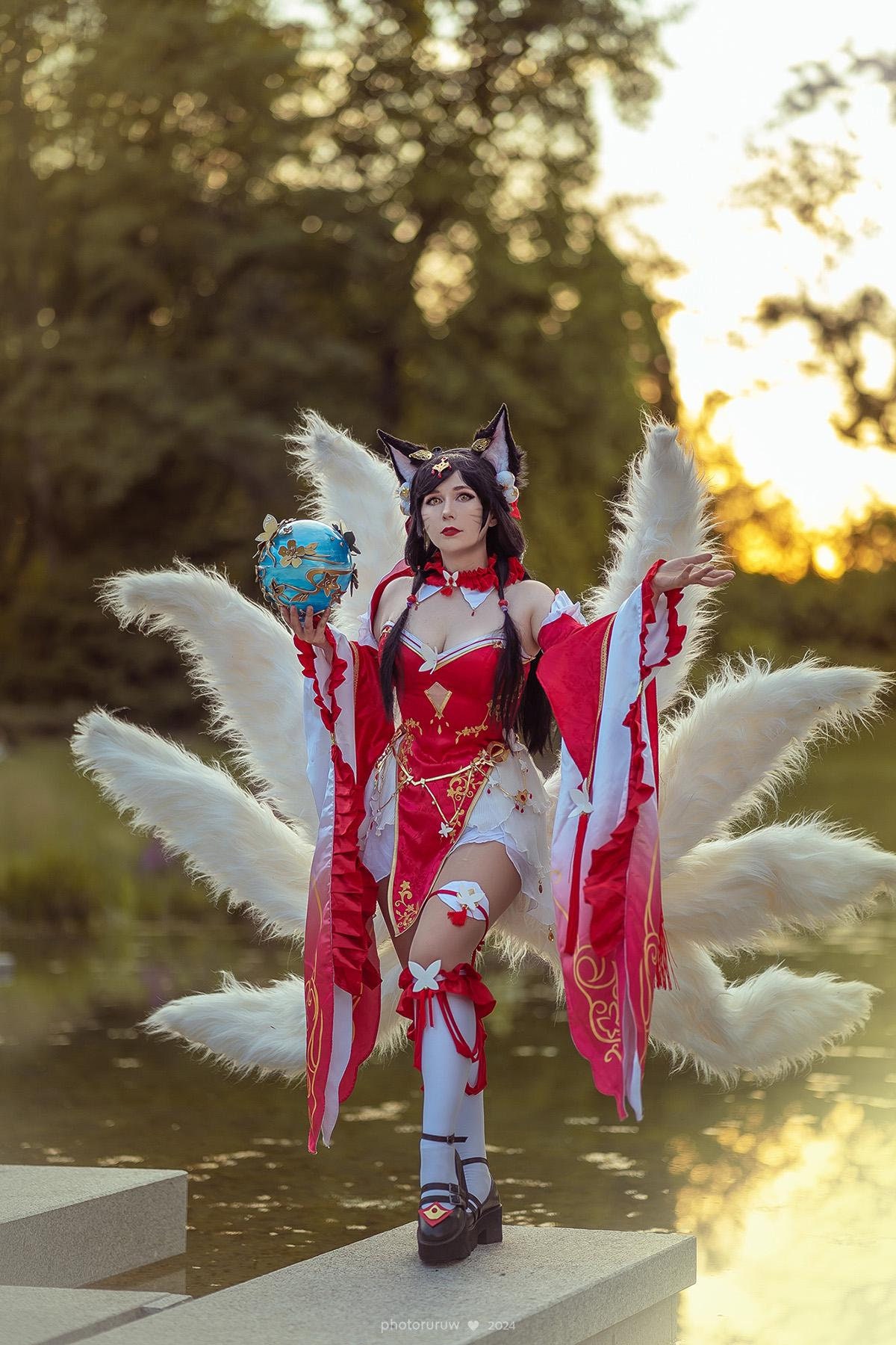 Ahri full cosplay costume in kimono version, Game female fox red dress cosplay with accessories