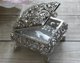 FAST SHIPPING!! Beautiful Swarovski Crystal Ring Box, Wedding Gift, Wedding Rings, Ring Bearer, Anniversary Gift, Jewelry Box, Ring Holder
