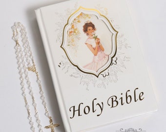 FAST SHIPPING!! Beautiful Bible, Quinceañera Bible, Sweet 15 Bible, Quinceañera Gift, English Bible, Quinceañera Bible and Rosary