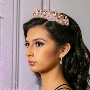 FAST SHIPPING!!! Rose Gold Wedding Tiara, Rose Gold  Crystal Bridal Tiara, Wedding Tiara, Crown, Princess Tiara, Quinceañera, Sweet 16