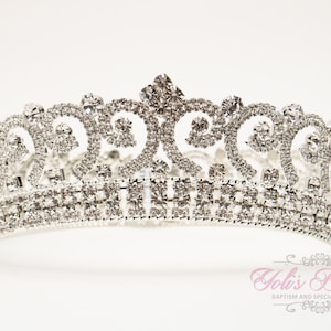 FAST SHIPPING!! Silver Round Crown, Royal Crown, Full Crown, Tiara, Wedding Crown, Crown, Quinceañera, Crystal Crown, Sweet 16, Pageant