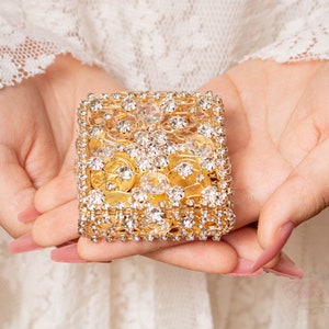 FAST SHIPPING!! Gold Wedding Unity Coins, Wedding Arras,  Wedding Coins, Ring Box, Wedding Gift